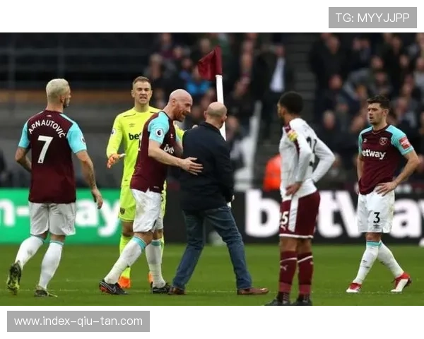 西汉姆联球迷骚乱事件，俱乐部遭罚款处罚