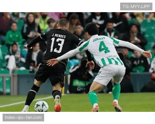 贝蒂斯连追两球2-2逼平比利亚雷亚尔,伊格莱西亚斯替补登场建功